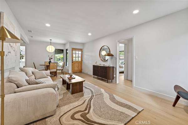 Burbank, CA 91504,2420 N Keystone ST