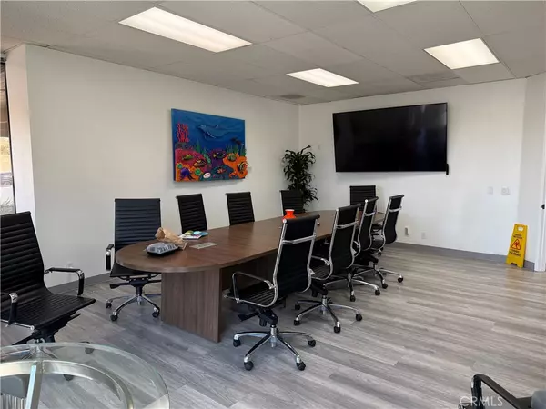 Costa Mesa, CA 92626,151 Kalmus DR #K3