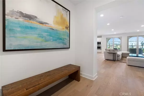 San Clemente, CA 92672,203 Via Galicia