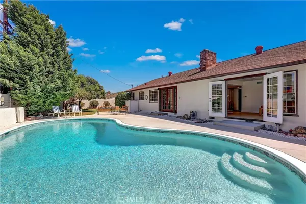 17771 Orange Tree LN, Tustin, CA 92780