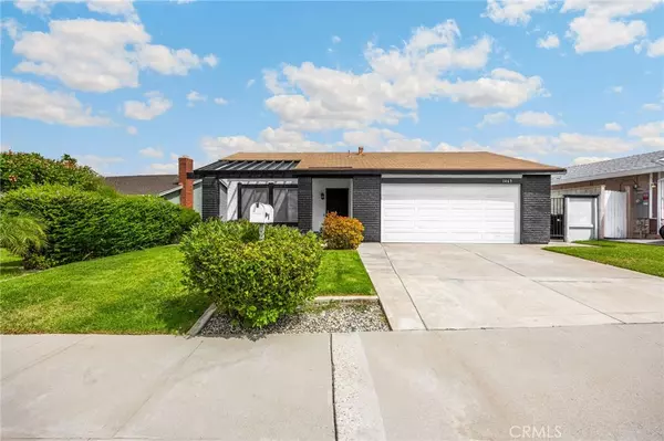 1463 Moore CIR, Corona, CA 92882