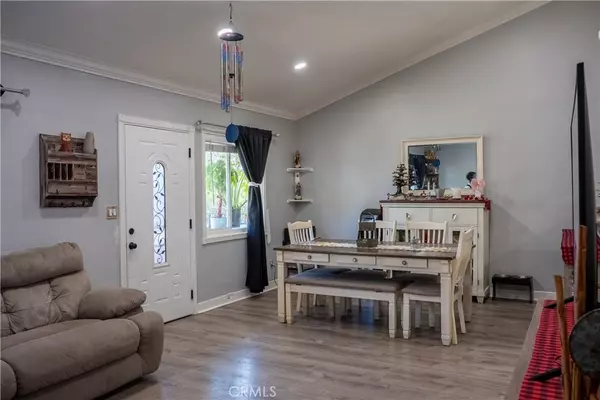 Tustin, CA 92780,1192 Mitchell AVE #3