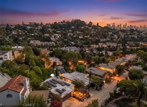 Los Angeles, CA 90027,3822 Clayton AVE