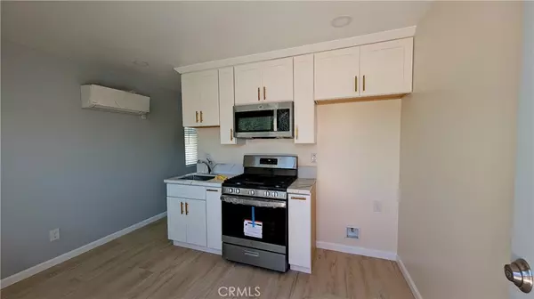 Downey, CA 90242,7923 Leeds ST #B