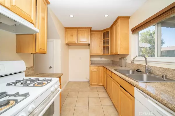 Buena Park, CA 90621,4938 Argyle DR