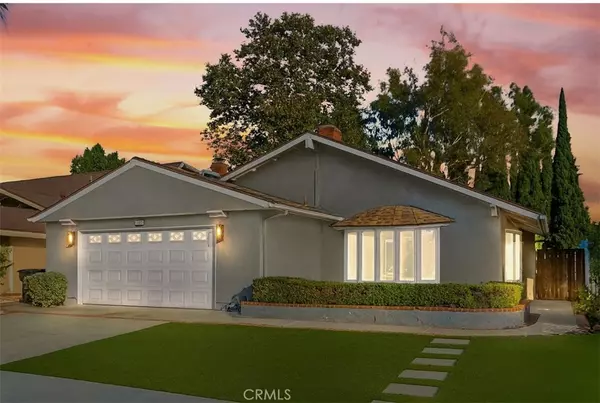 Tustin, CA 92780,14902 Foxcroft RD