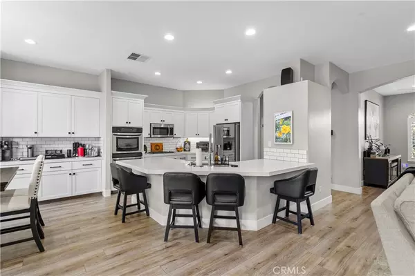 Bakersfield, CA 93314,14014 Santa Fe Ct