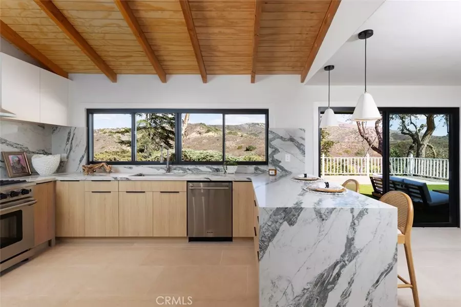 10141 Overhill DR, North Tustin, CA 92705