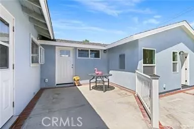 204 S Raymond, Fullerton, CA 92831