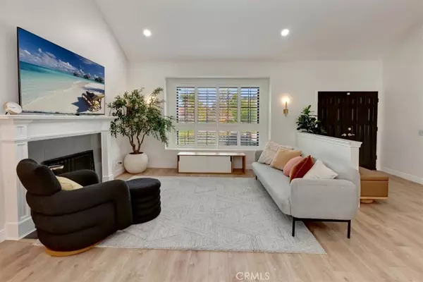Yorba Linda, CA 92886,20455 Via Cadiz