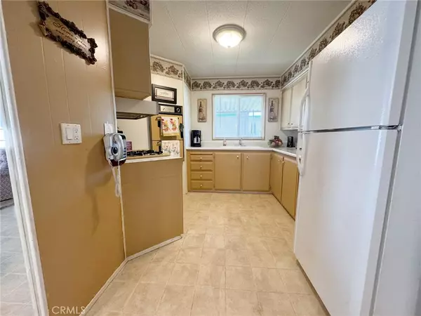 Yorba Linda, CA 92886,16742 Lake Park Way