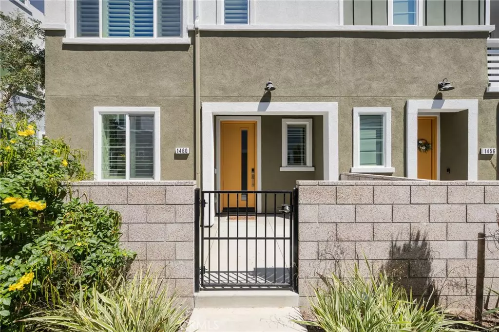 San Pedro, CA 90732,1460 W Sunrise LN