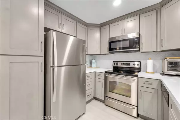 Corona, CA 92879,1010 La Terraza Circle #102