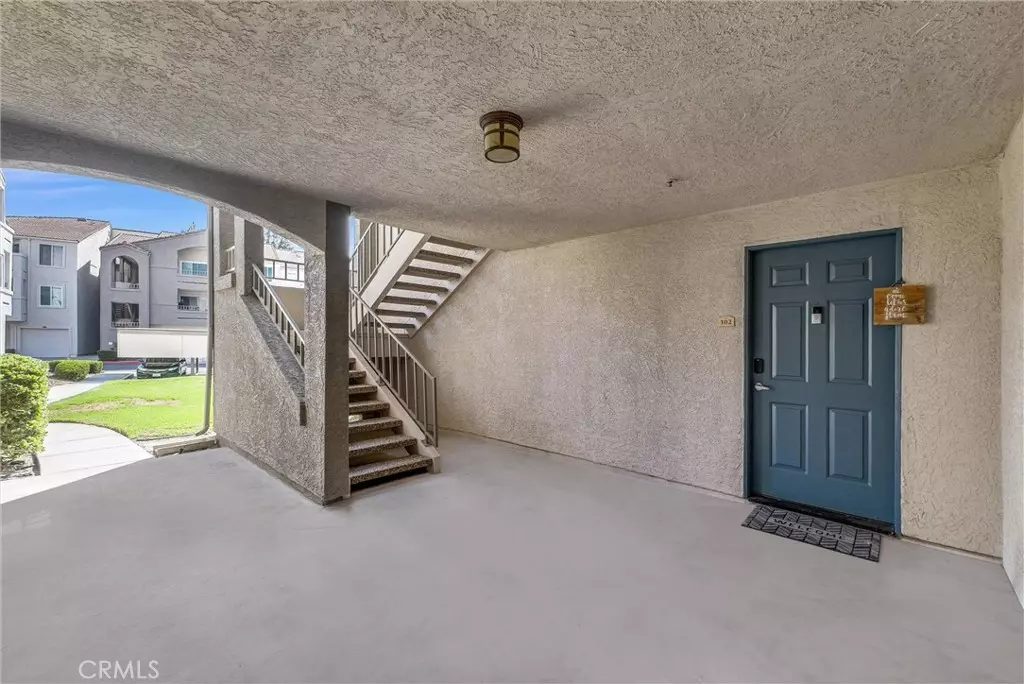 Corona, CA 92879,1010 La Terraza Circle #102