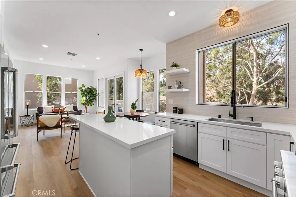 Anaheim Hills, CA 92807,397 San Vicente LN