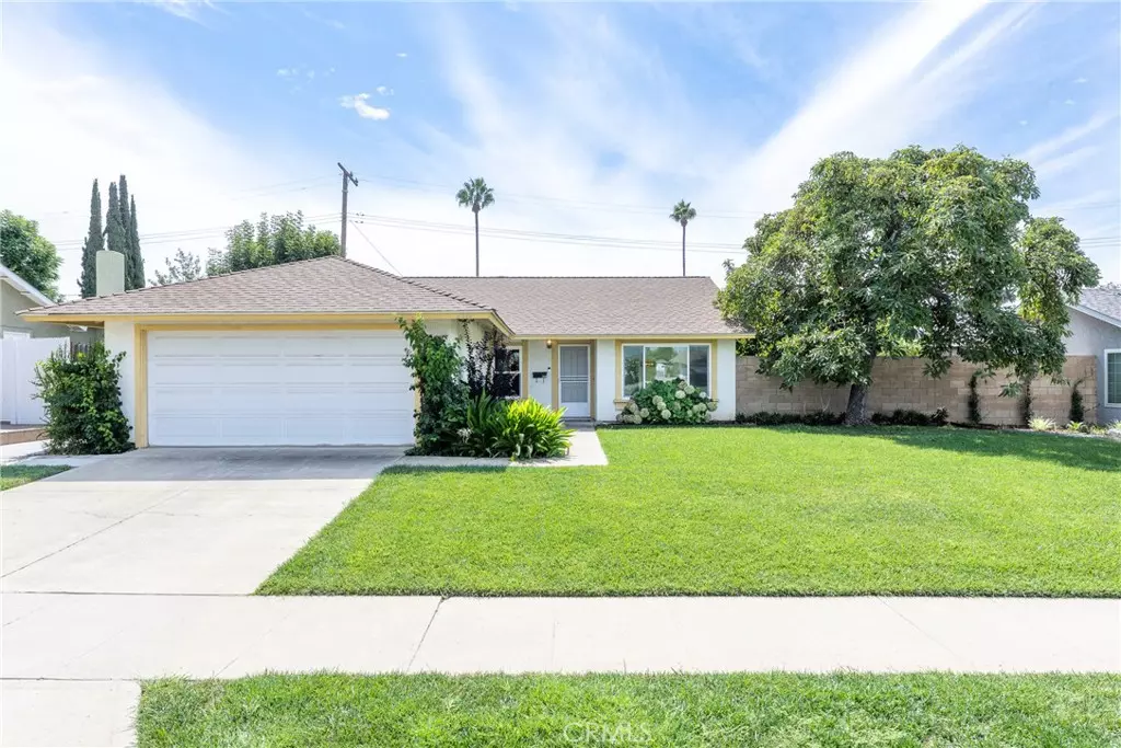 Orange, CA 92867,2310 E Chestnut AVE