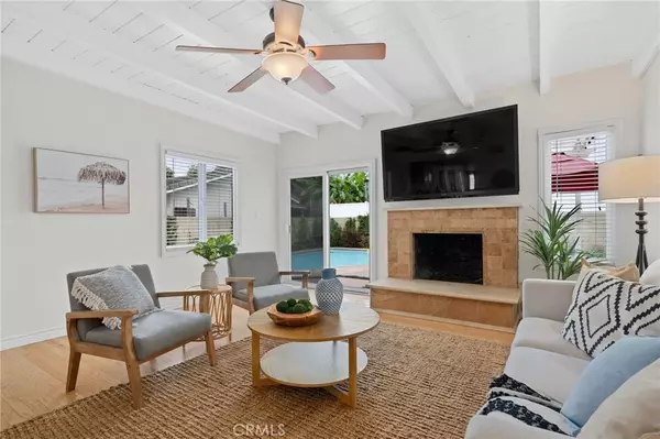 Long Beach, CA 90815,2038 San Vicente AVE