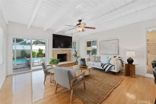 Long Beach, CA 90815,2038 San Vicente AVE