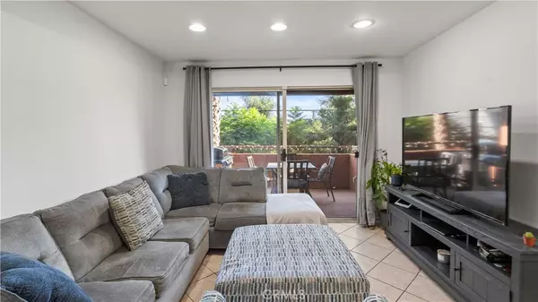 Long Beach, CA 90804,2507 E 15th St. #218