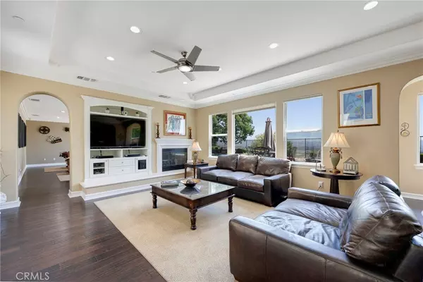 Yorba Linda, CA 92886,3836 Jutland LN