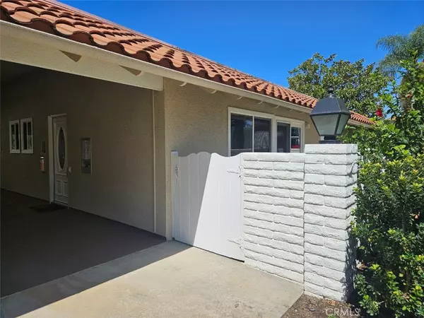 Laguna Woods, CA 92637,633 Avenida Sevilla #P