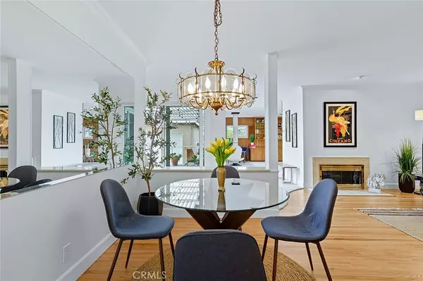 Long Beach, CA 90815,2541 Ostrom AVE