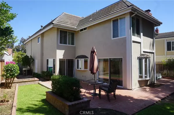 Irvine, CA 92612,12 Holly ST