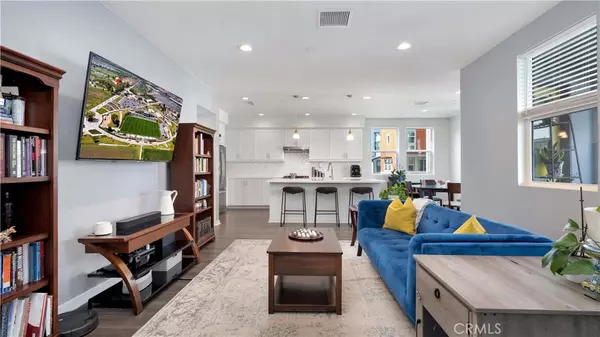Irvine, CA 92618,125 Allusion