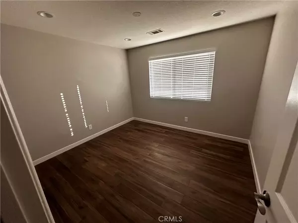 Apple Valley, CA 92308,13549 Niabi RD #D