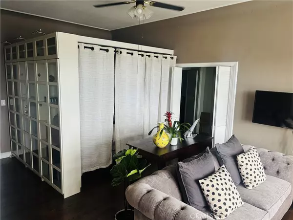 Long Beach, CA 90802,800 E Ocean BLVD #1404