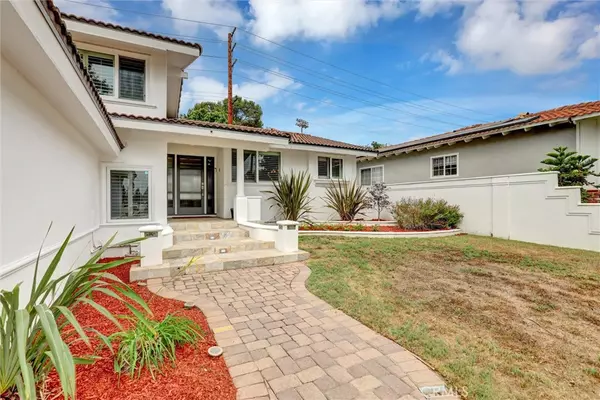 19127 Allingham AVE, Cerritos, CA 90703