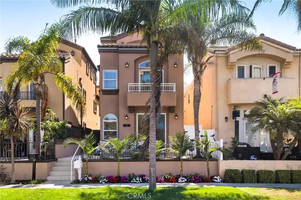 Huntington Beach, CA 92648,526 12th