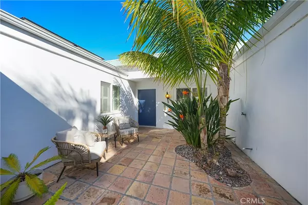 Huntington Beach, CA 92646,9581 Chevy Chase DR