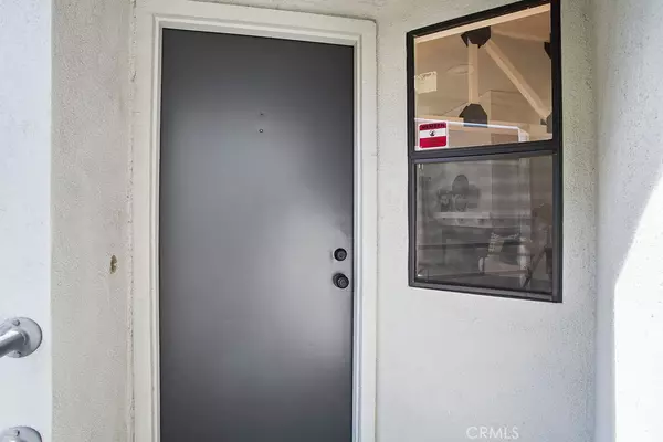 Orange, CA 92869,5744 E Creekside Ave #15