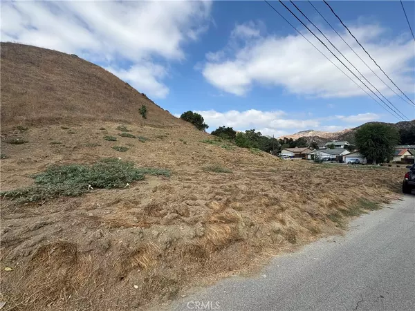 Val Verde, CA 91384,0 Paradise RD