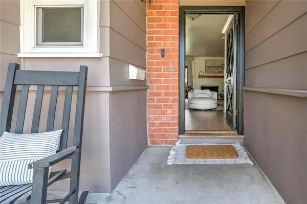 Buena Park, CA 90620,8026 Carnation DR