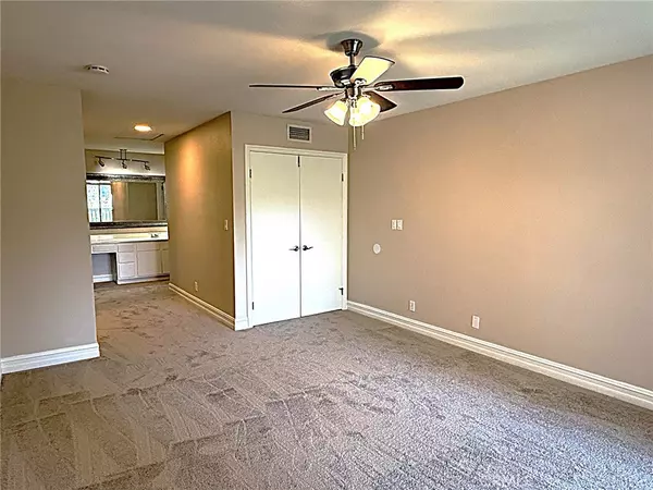 Anaheim Hills, CA 92807,545 S Ranch View #97