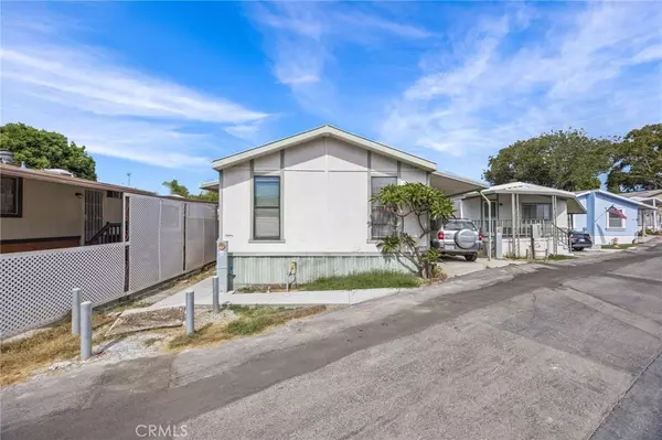 Huntington Beach, CA 92647,17261 GOTHARD ST #50