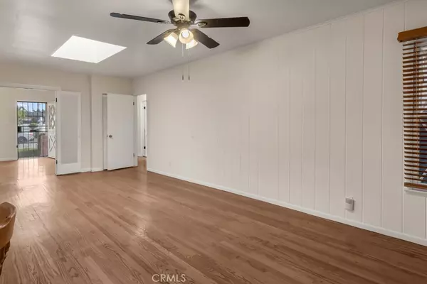 Downey, CA 90241,11437 Norlain AVE