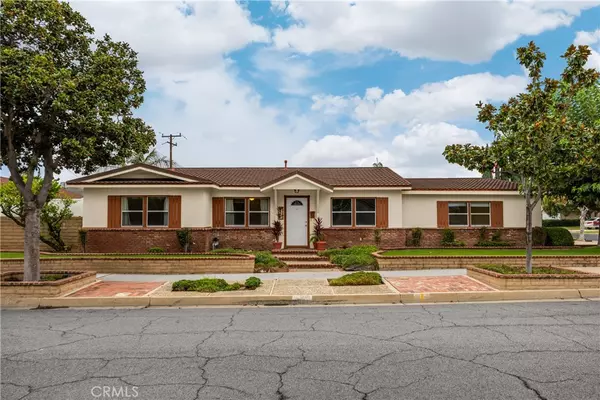 Orange, CA 92867,2705 E Orange Grove