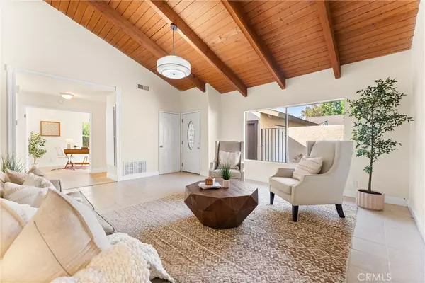 Santa Ana, CA 92705,2602 N Tustin AVE #D