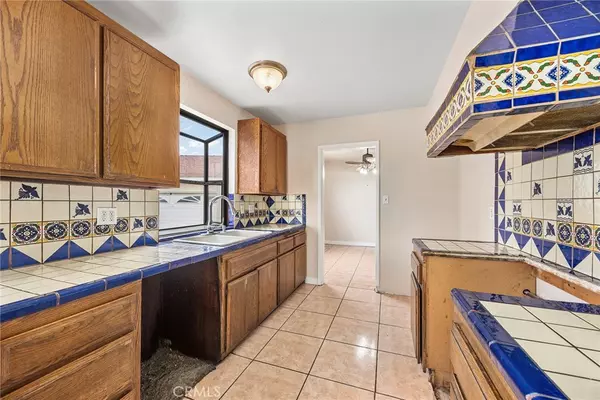 Montebello, CA 90640,740 740 Albee