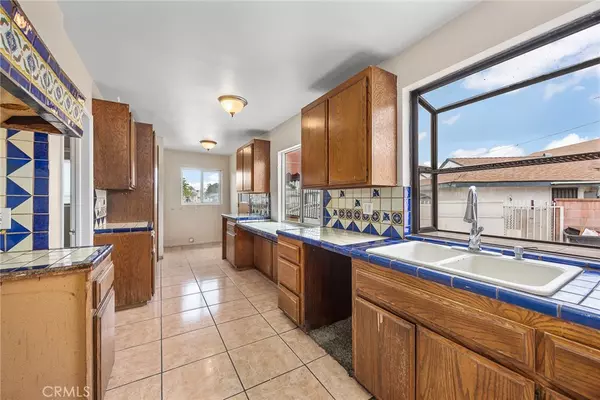 Montebello, CA 90640,740 740 Albee