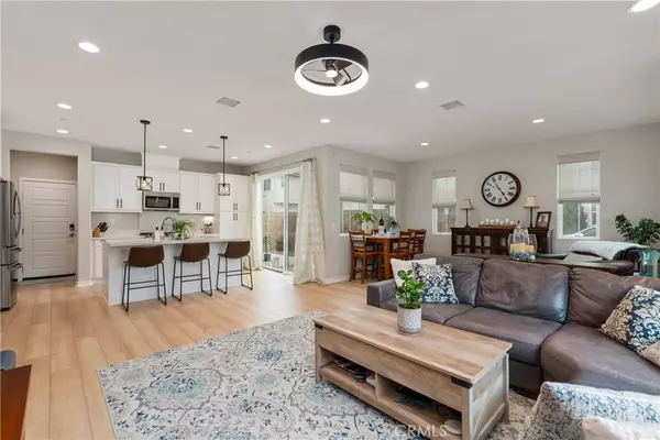 Fontana, CA 92336,13877 Gazania