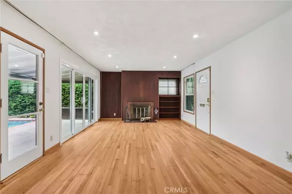 Long Beach, CA 90808,3361 N Bellflower