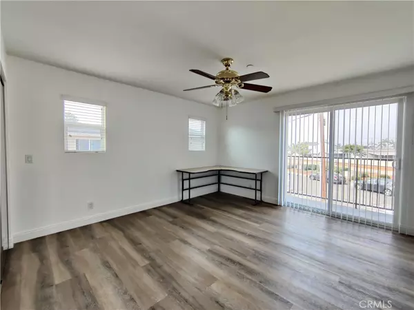 Bellflower, CA 90706,16219 Orchard