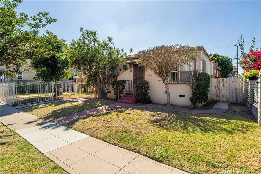 7015 Templeton, Huntington Park, CA 90255