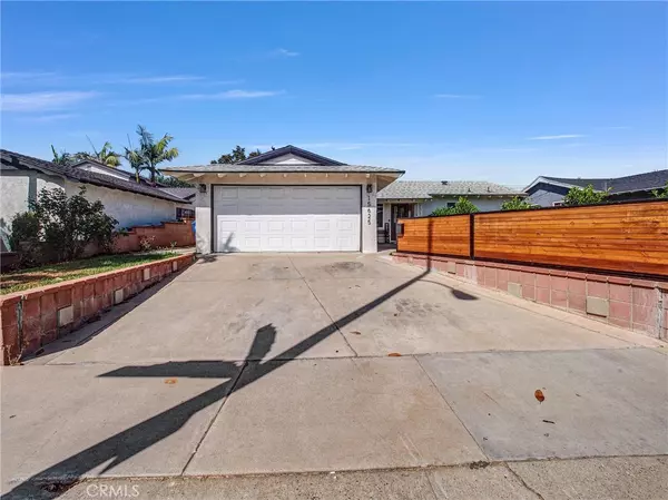 La Puente, CA 91744,15625 Loukelton