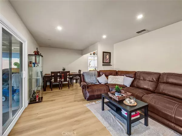 La Puente, CA 91744,15625 Loukelton