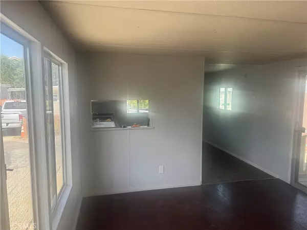 San Jacinto, CA 92583,485 Idyllwild #66